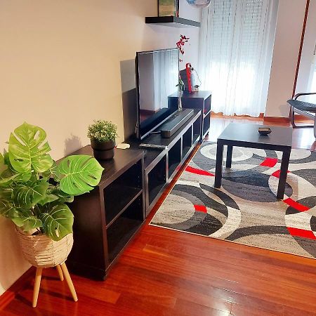 Soleado Piso Con Garaje Y Piscina A 8' Centro Apartment กาสโตร-อูร์เดียเลส ภายนอก รูปภาพ