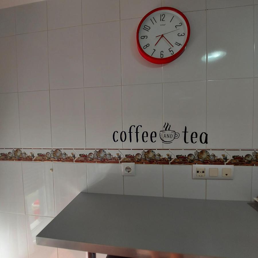 Soleado Piso Con Garaje Y Piscina A 8' Centro Apartment กาสโตร-อูร์เดียเลส ภายนอก รูปภาพ
