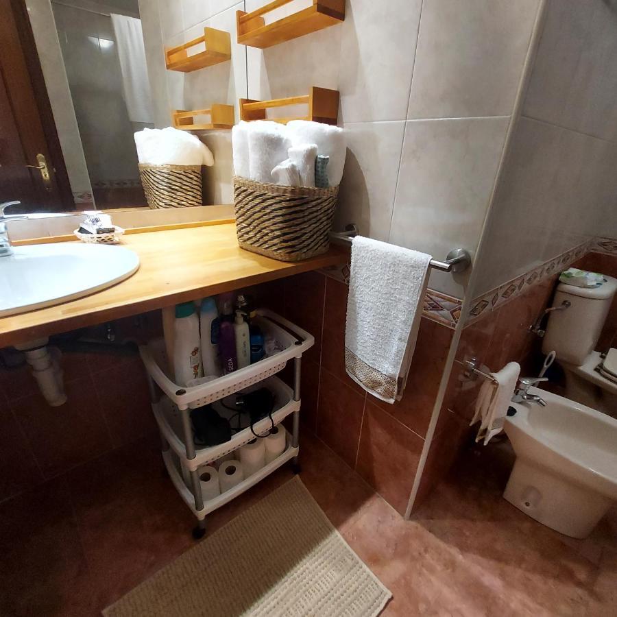 Soleado Piso Con Garaje Y Piscina A 8' Centro Apartment กาสโตร-อูร์เดียเลส ภายนอก รูปภาพ