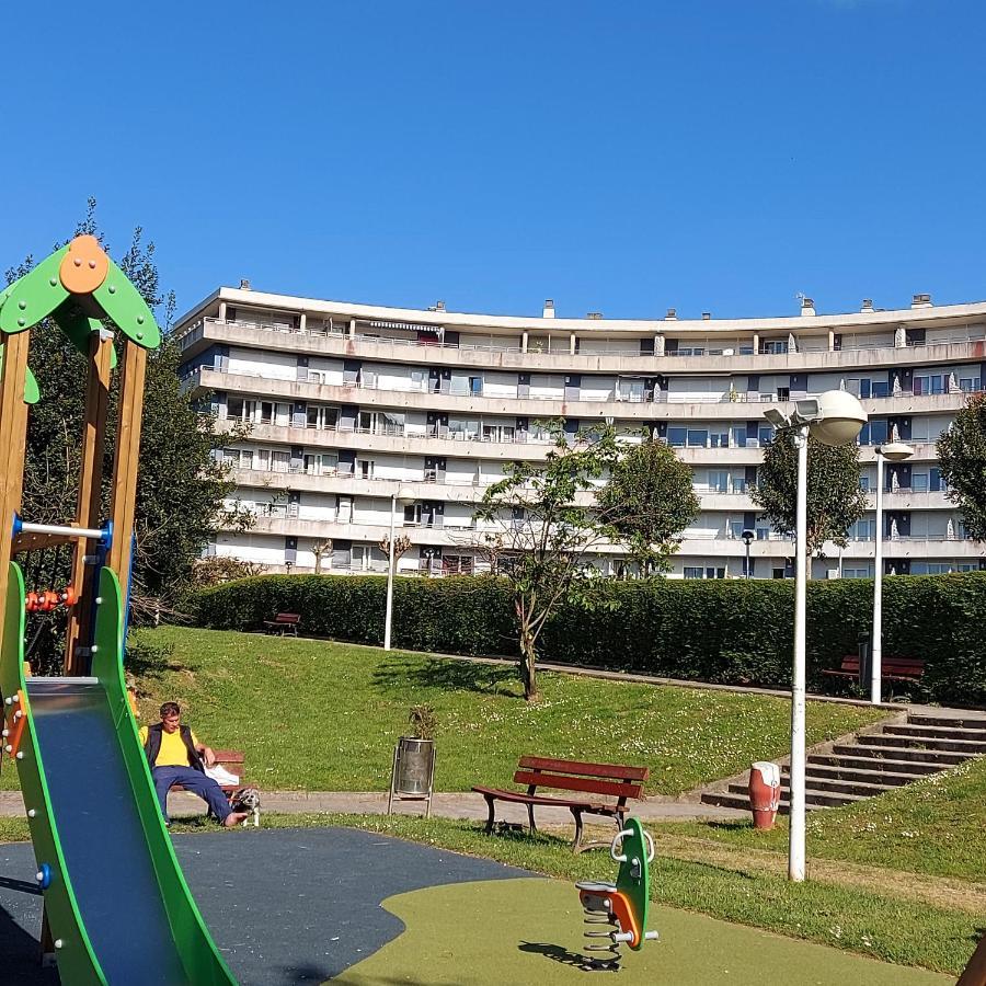 Soleado Piso Con Garaje Y Piscina A 8' Centro Apartment กาสโตร-อูร์เดียเลส ภายนอก รูปภาพ