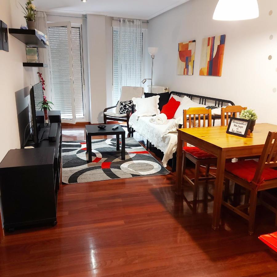 Soleado Piso Con Garaje Y Piscina A 8' Centro Apartment กาสโตร-อูร์เดียเลส ภายนอก รูปภาพ