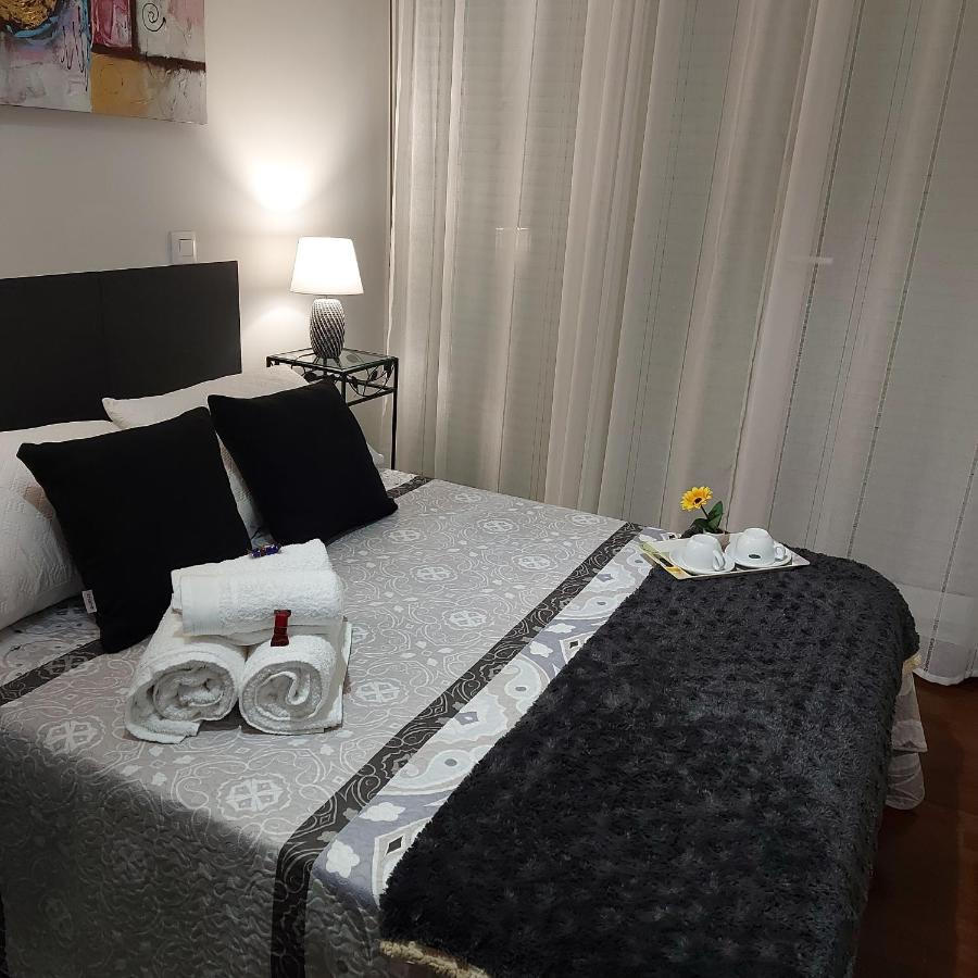 Soleado Piso Con Garaje Y Piscina A 8' Centro Apartment กาสโตร-อูร์เดียเลส ภายนอก รูปภาพ
